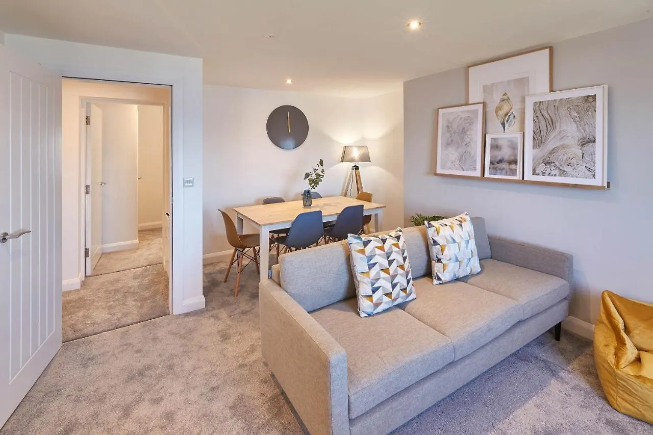 Host & - Sea Watcher Apartment Whitby