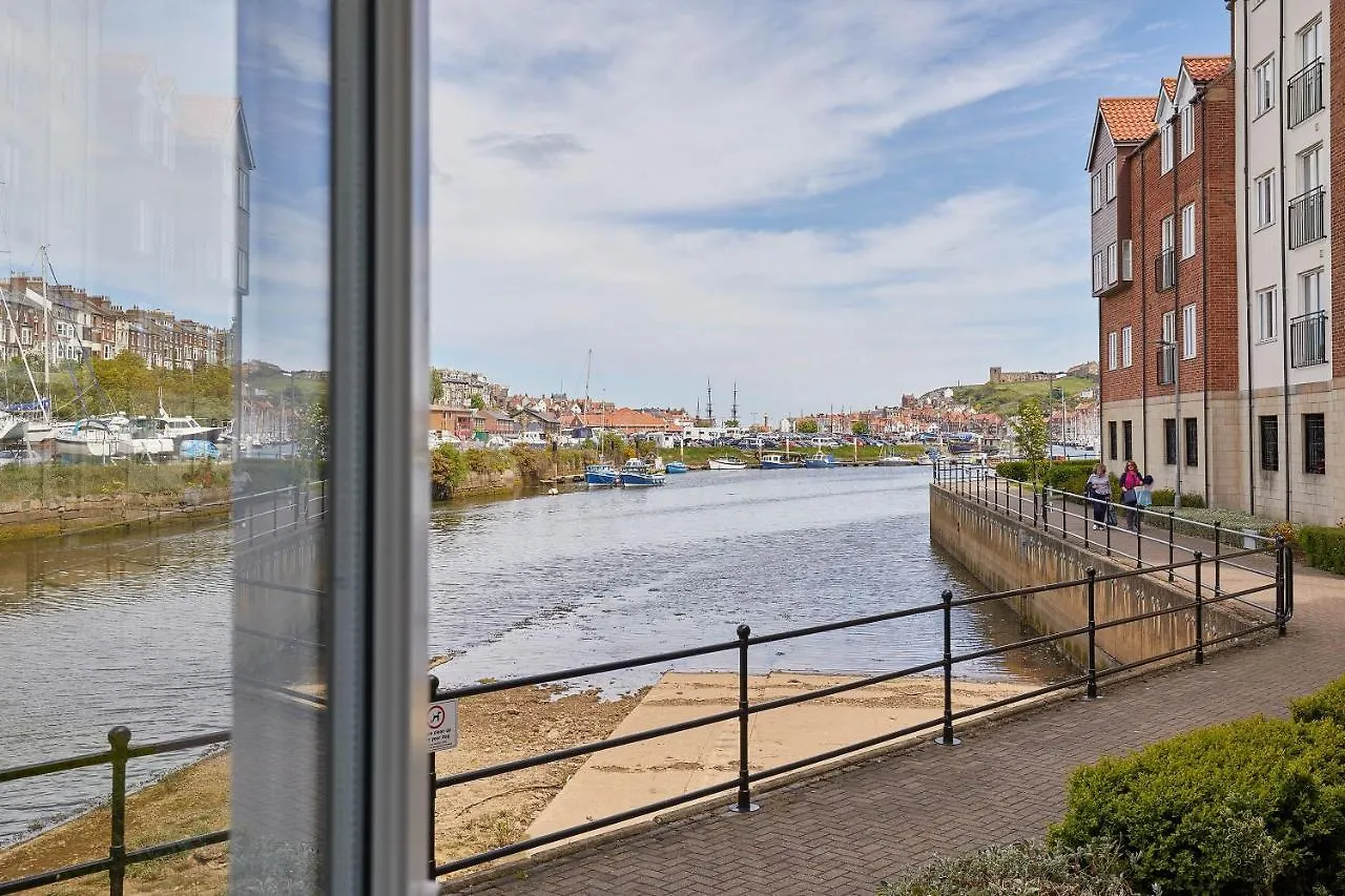 Apartment Host & - Freshwater View *
