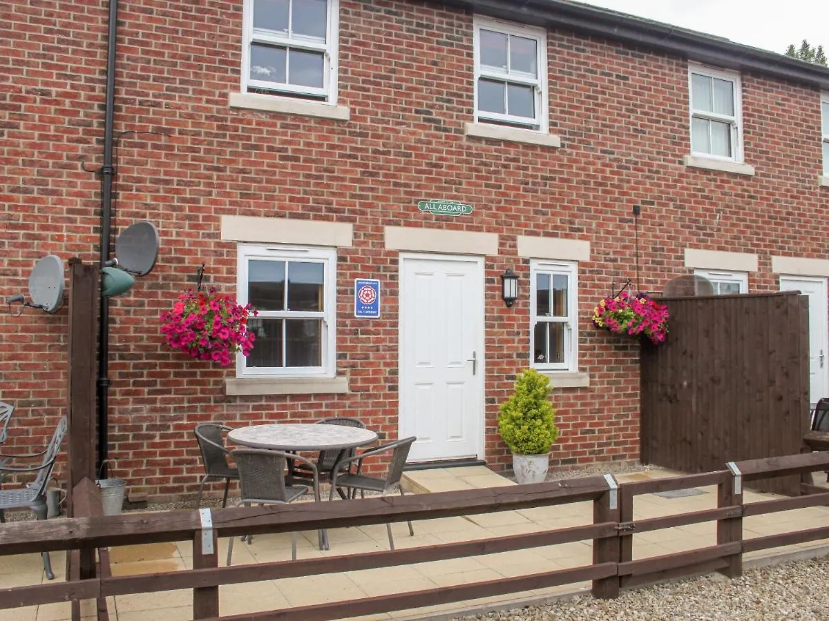 Holiday home Aboard Whitby