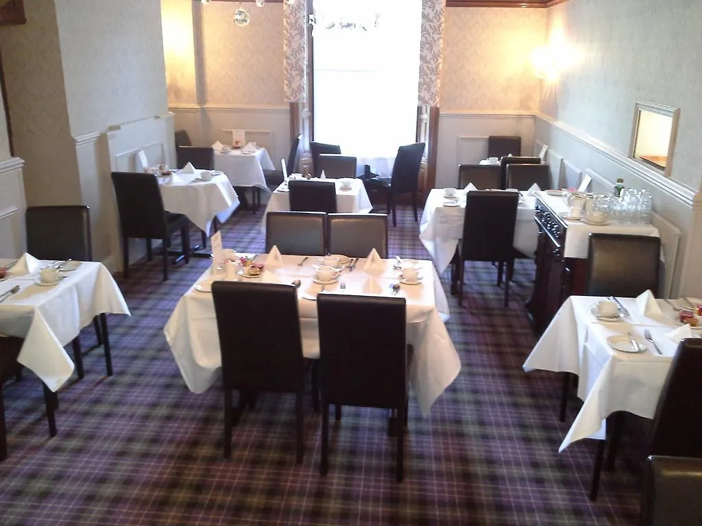 Arundel House 3*