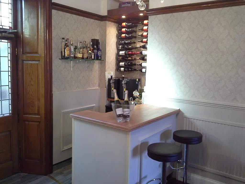 Bed and Breakfast Arundel House 3*