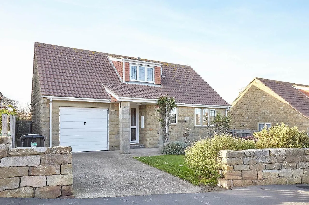 Host & Stay - Links View Holiday Home Holiday home *