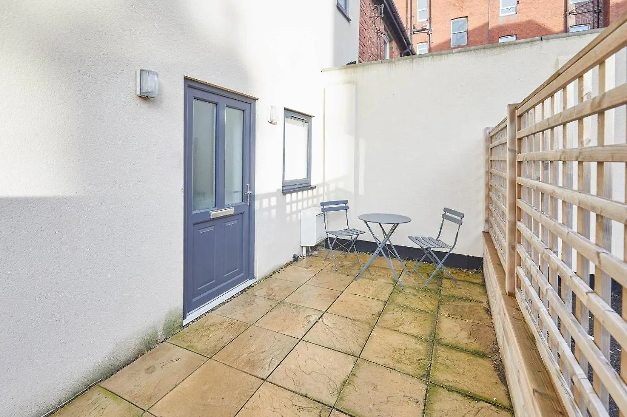 Host & - Welton View