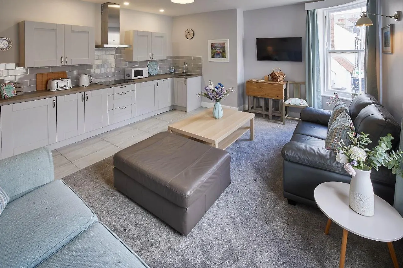 Apartment Host & - The Runswick At Brunswick *