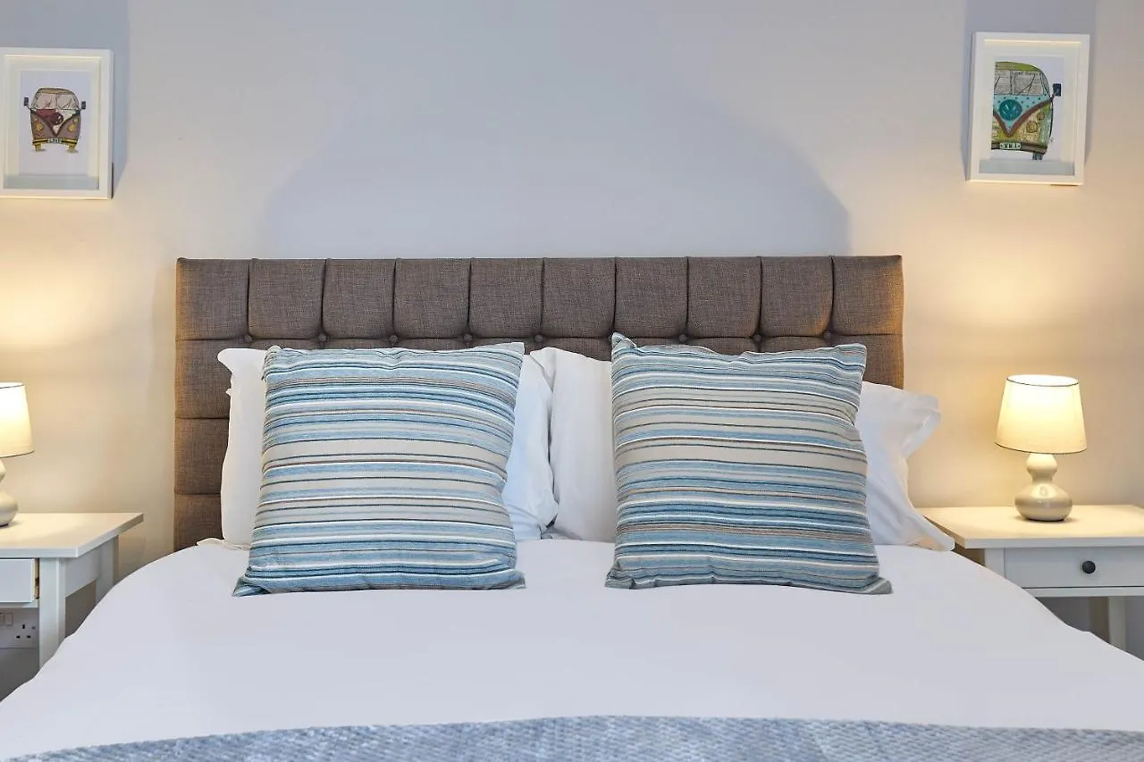 Apartment Host & - The Runswick At Brunswick