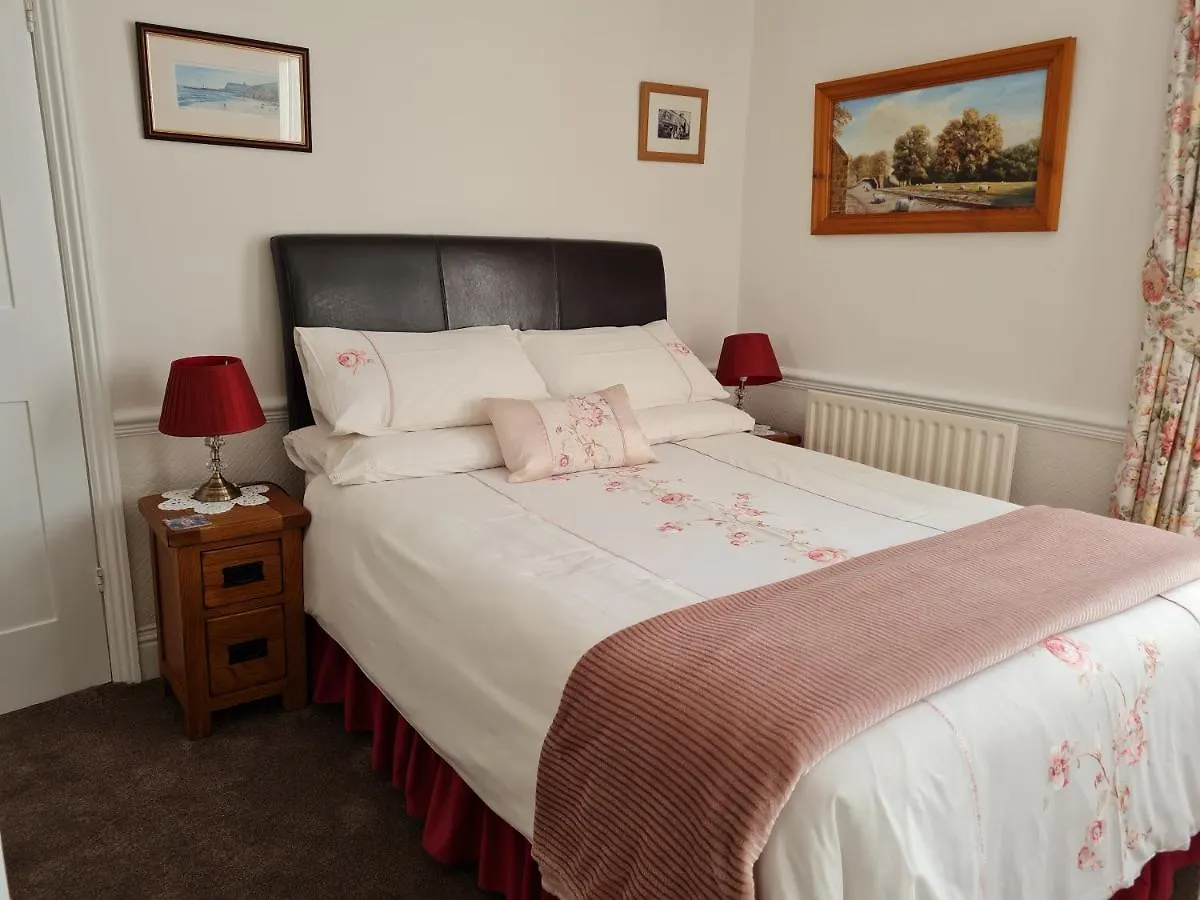 Rowan Tree House 3* Sleights