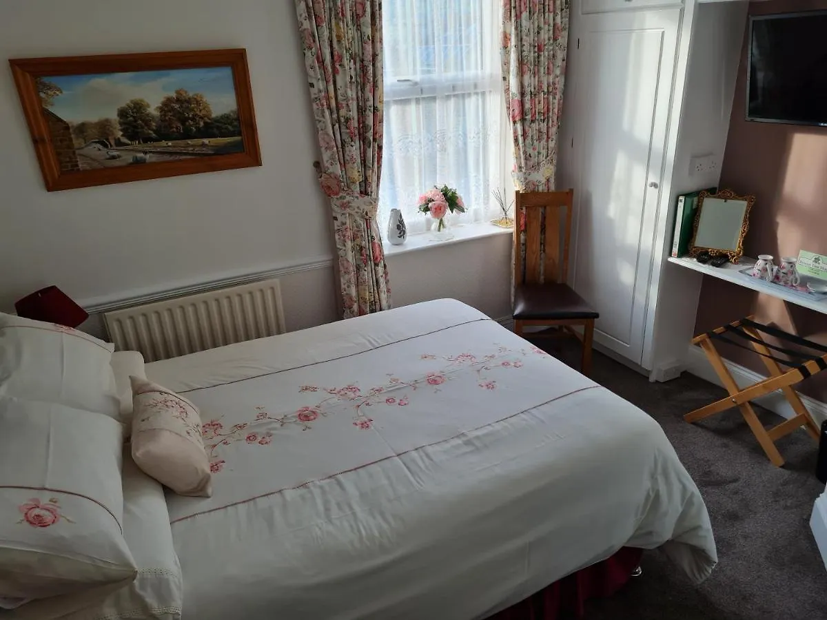 Rowan Tree House Bed & Breakfast