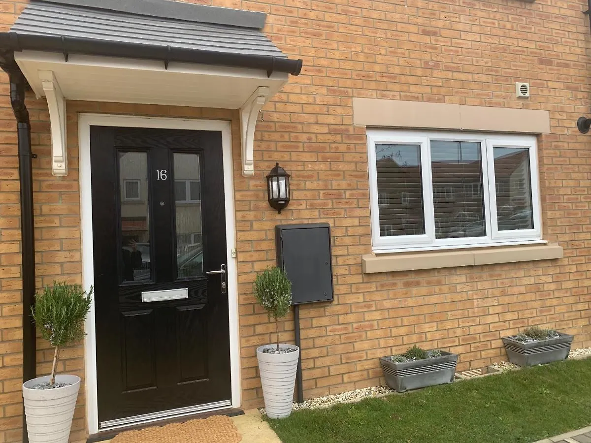 Arundel - Luxurious, Homely & Dog Friendly With Parking * Whitby