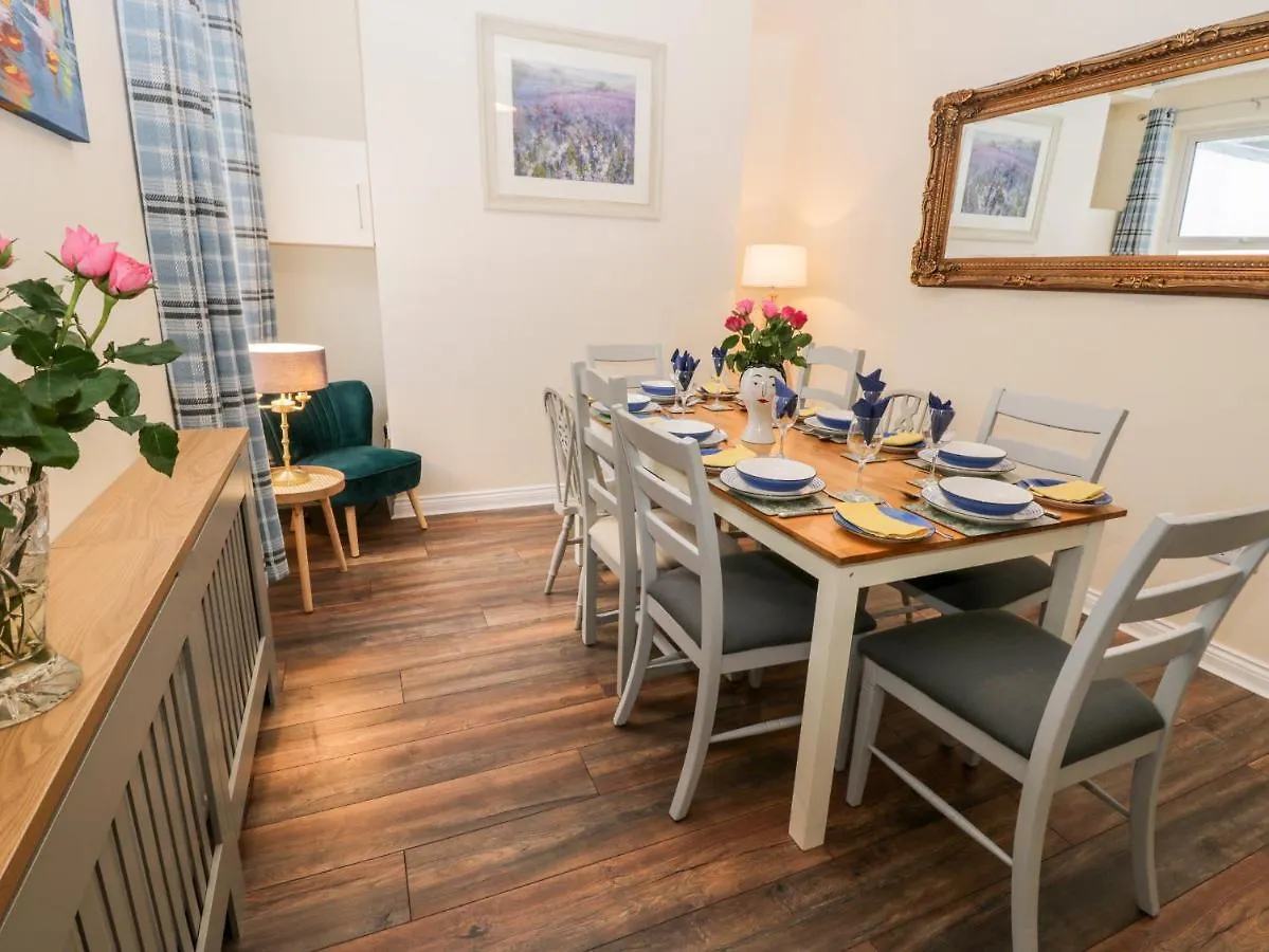 Holiday home Harbour Hideaway