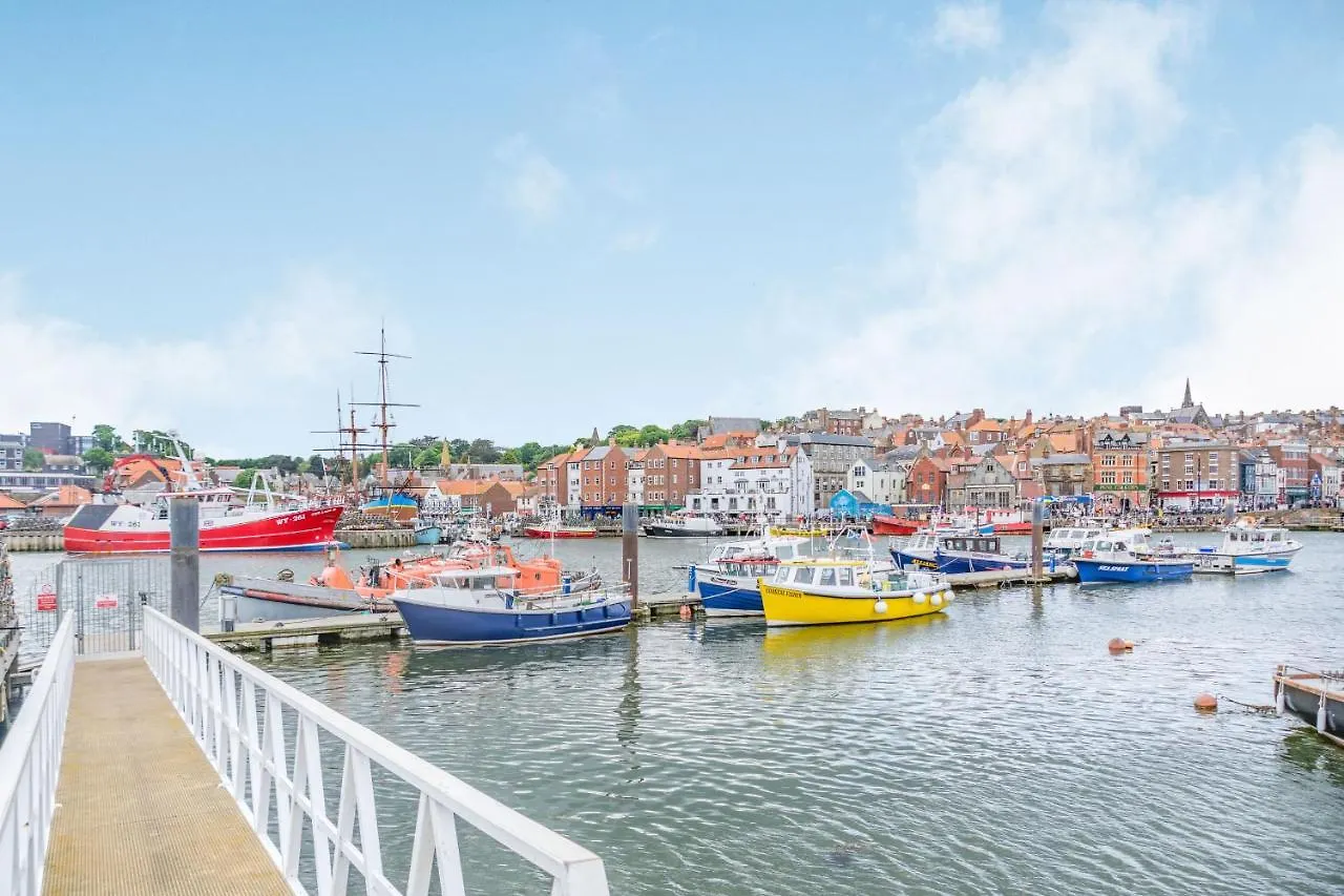 What A View At Quayside Apartment *