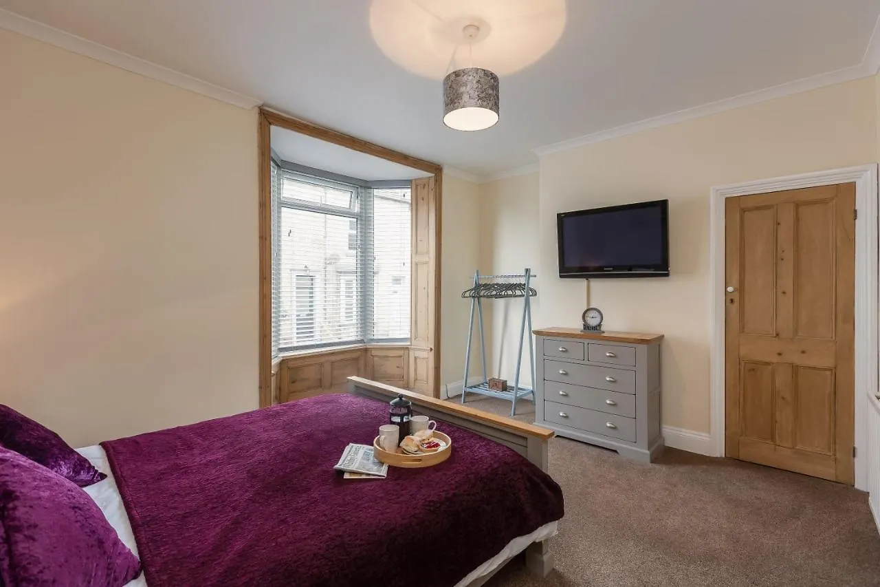 Holiday home Willow Tree - Dog Friendly, Spacious & Central