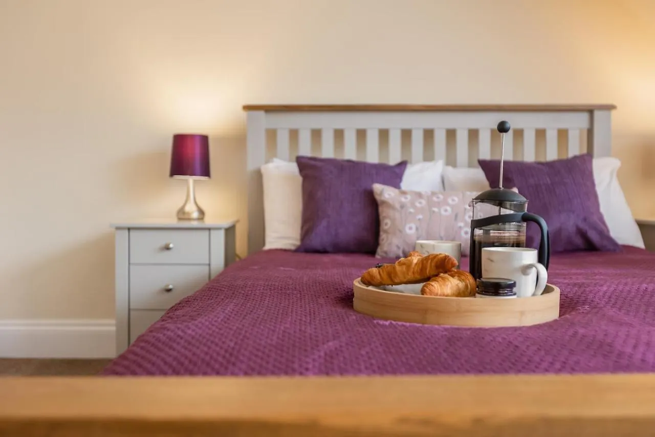 Holiday home Willow Tree - Dog Friendly, Spacious & Central *