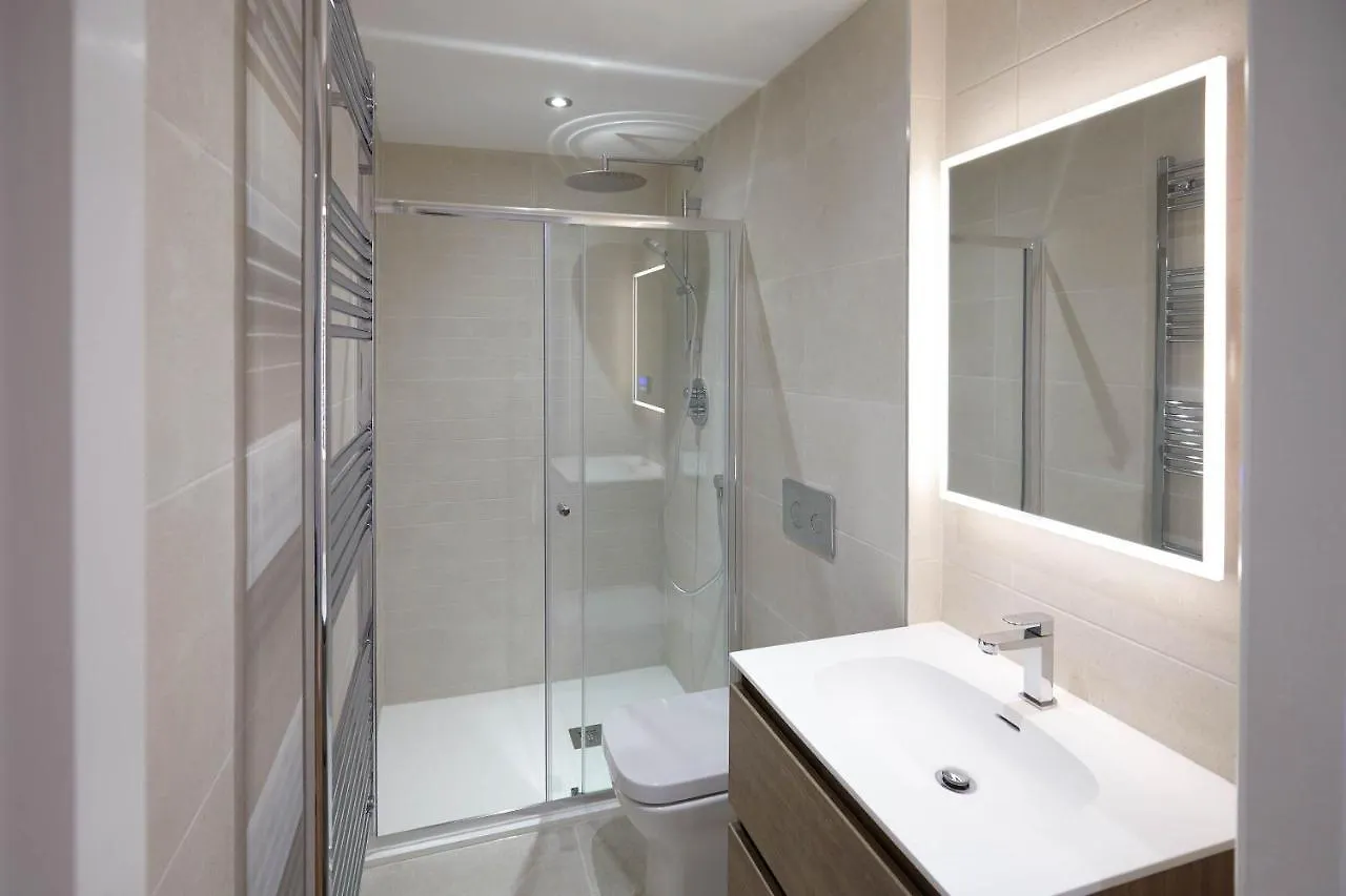 Apartment Host & - The Royal Hideaway Whitby