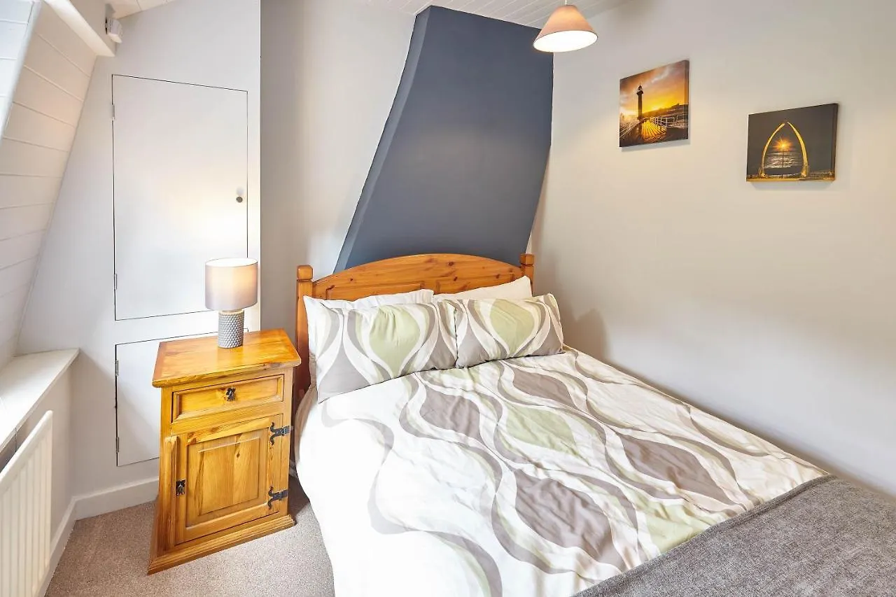 Apartment Host & - Leesholme Loft *
