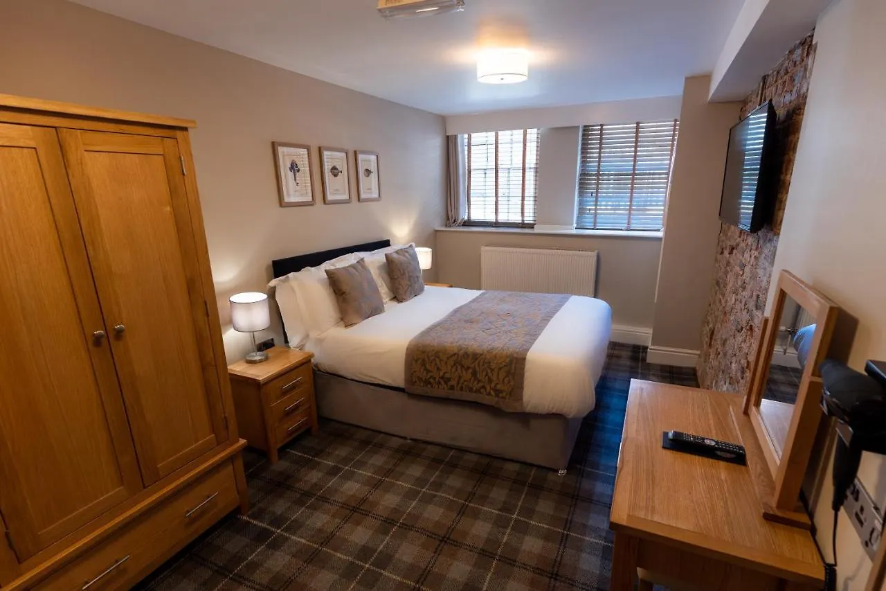 The Resolution 3* Whitby