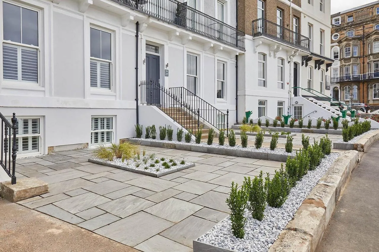 Apartment Host & - The Royal Hideaway