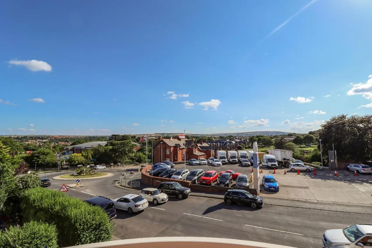 Apartment Above & Beyond Whitby