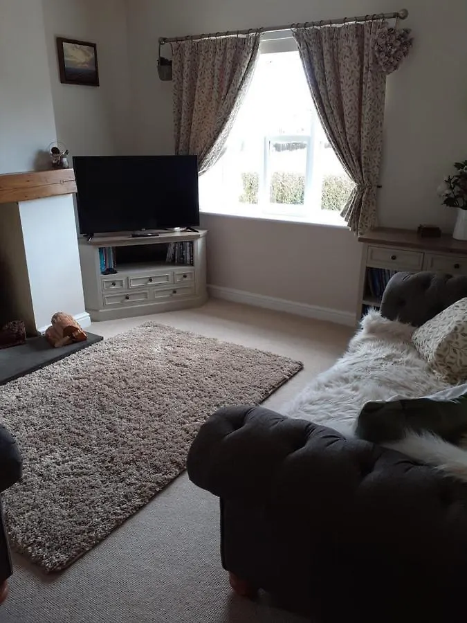 Holiday home 2 Brackengarth *