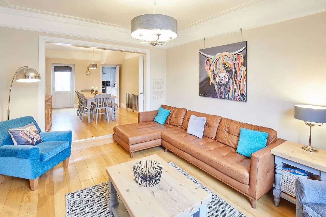 Holiday home Host & - Hutton House Whitby