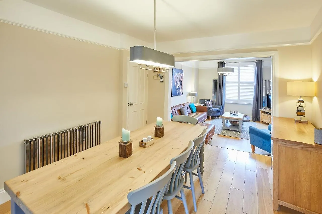 Holiday home Host & - Hutton House *