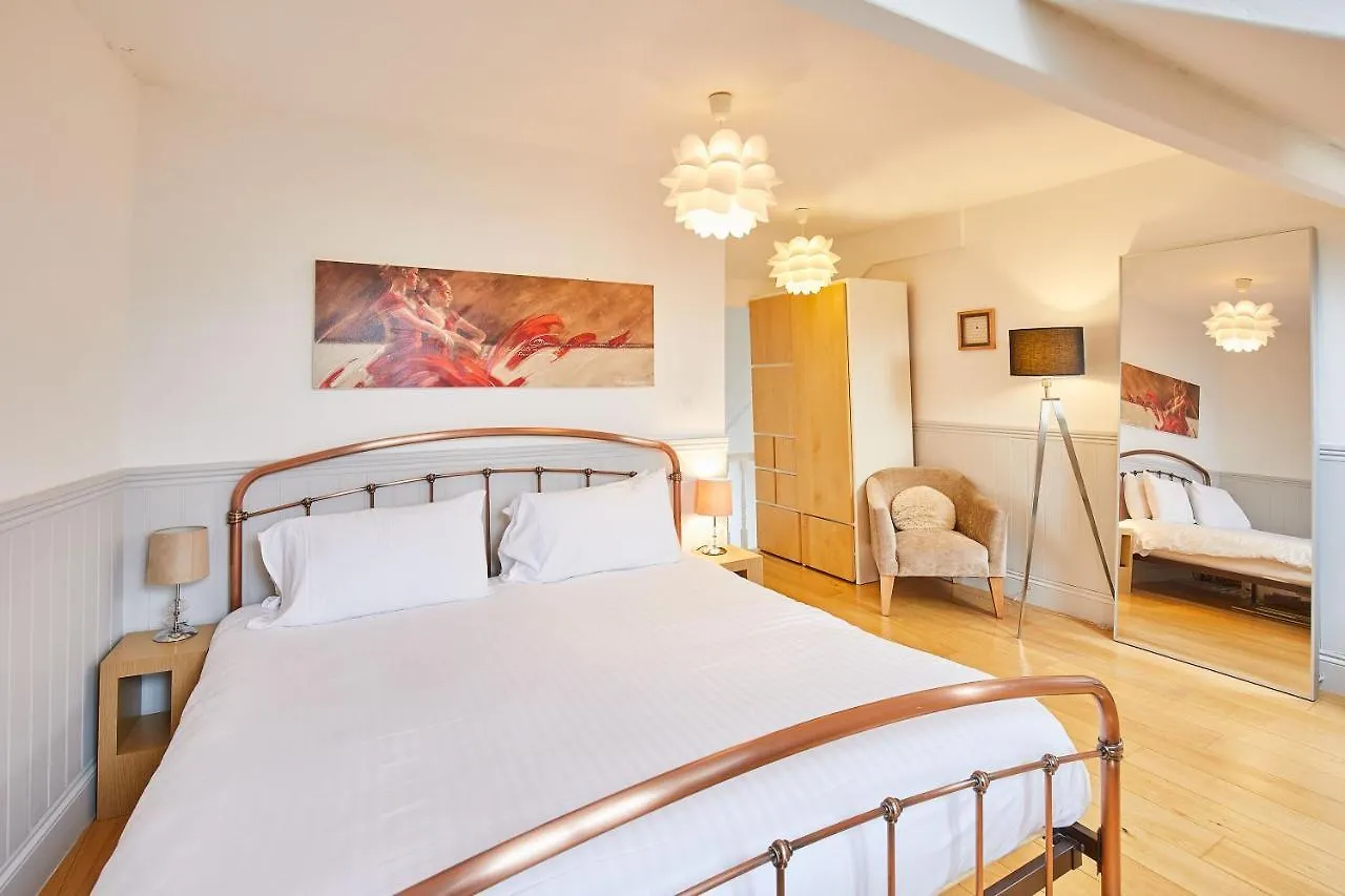 Holiday home Host & - Hutton House Whitby