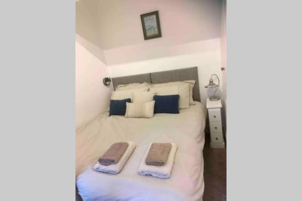 East Cliff View - Yorkshire Coast Lets Holiday home *