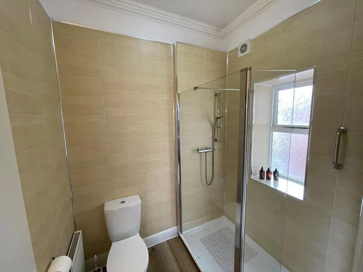 The Captain's Only 3* Whitby