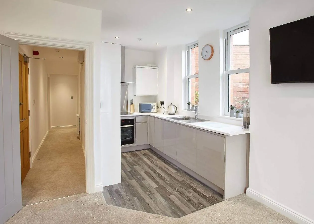 Apartment Host & - Park View Whitby