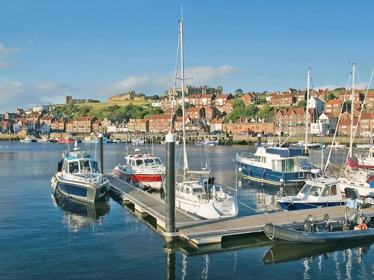 Four Square * Whitby