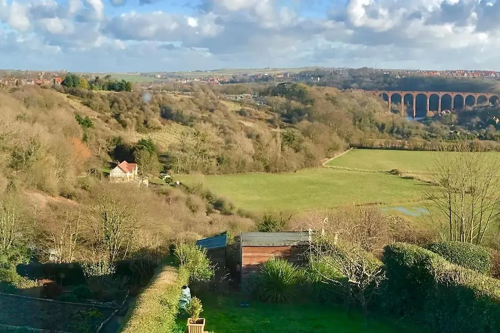 The View At 52, Appartamento Whitby