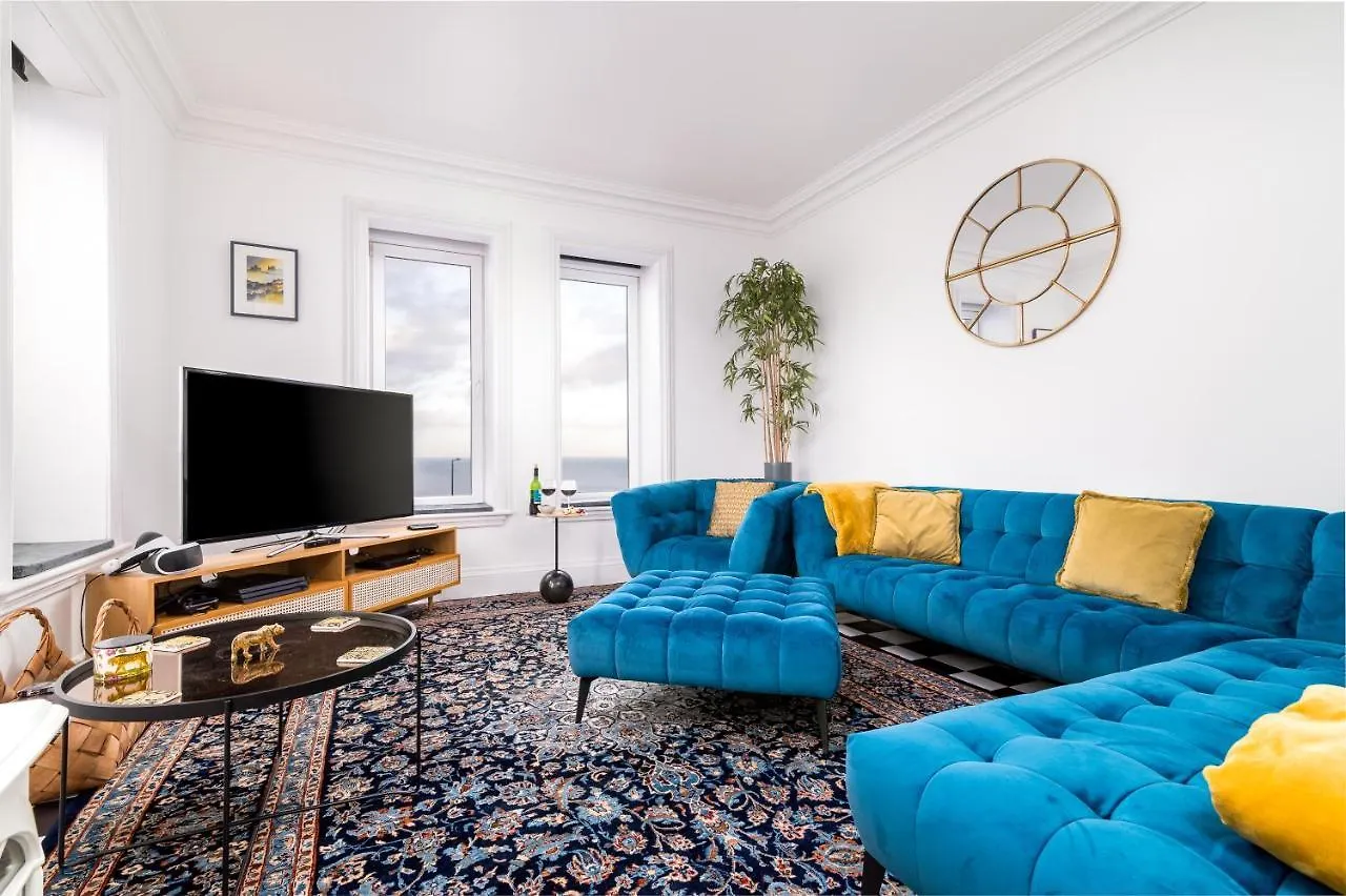 Apartment No 8 Metr0pole Towers Luxury With Sea Views Yorkshire Coast Lets Whitby