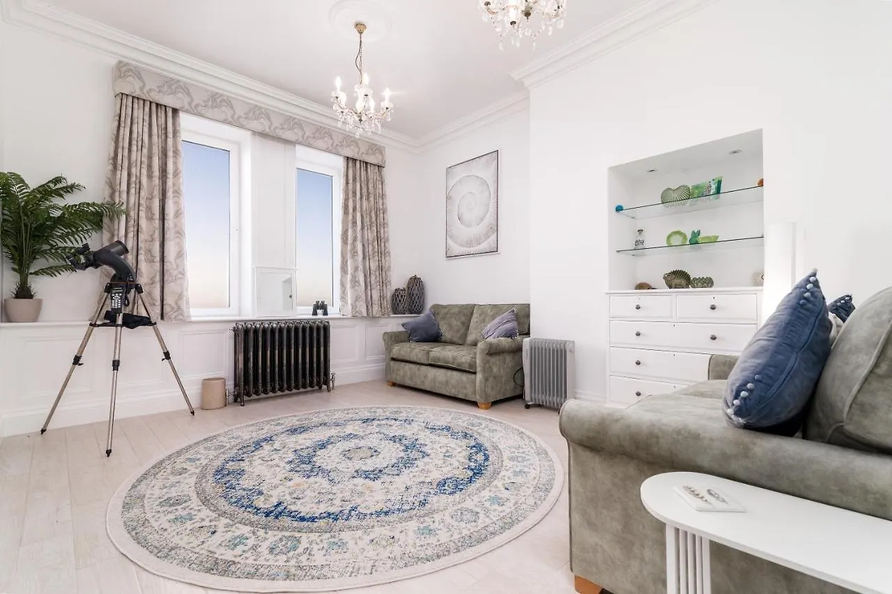 Apartment No 8 Metr0pole Towers Luxury With Sea Views Yorkshire Coast Lets Whitby