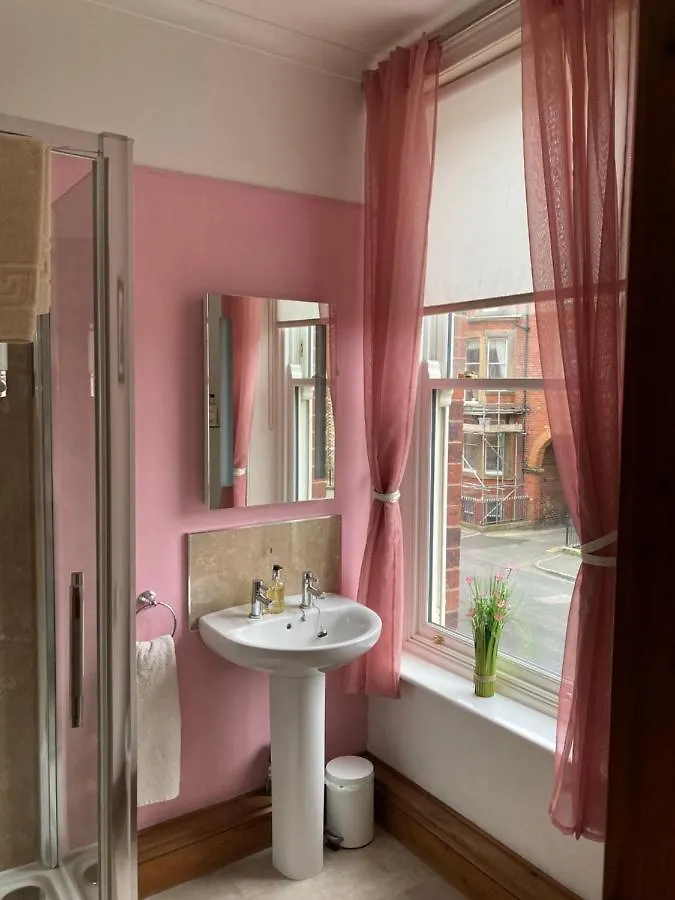 Bed & Breakfast Ellies Whitby