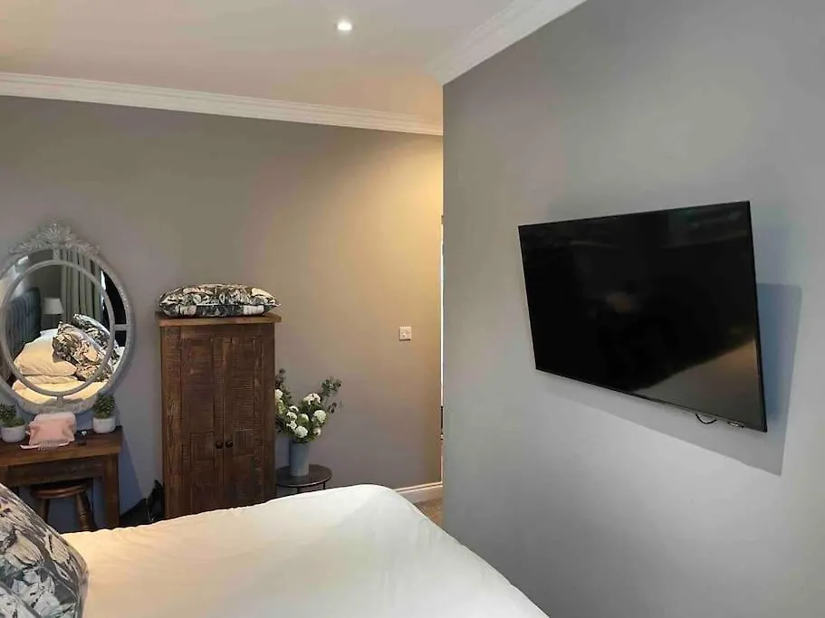 Whitehall, Thomas Turnbull Flat 3 Beautiful In Georgian House Apartment
