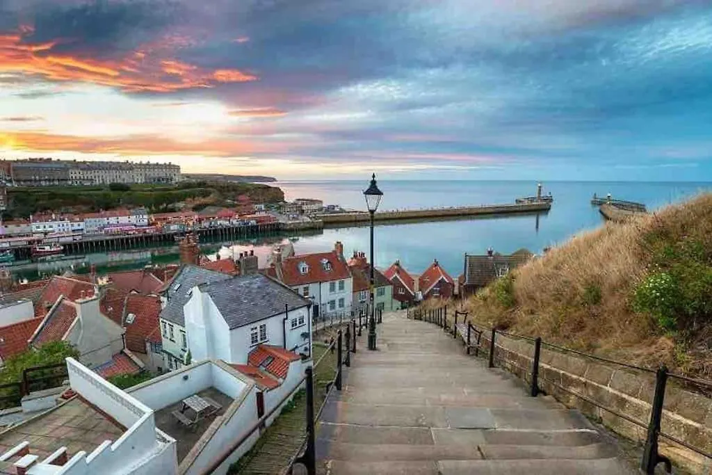 Whitehall, Thomas Turnbull Flat 3 Beautiful In Georgian House Apartment Whitby