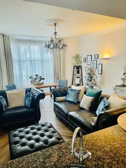 Whitehall, Thomas Turnbull Flat 3 Beautiful In Georgian House Apartment *