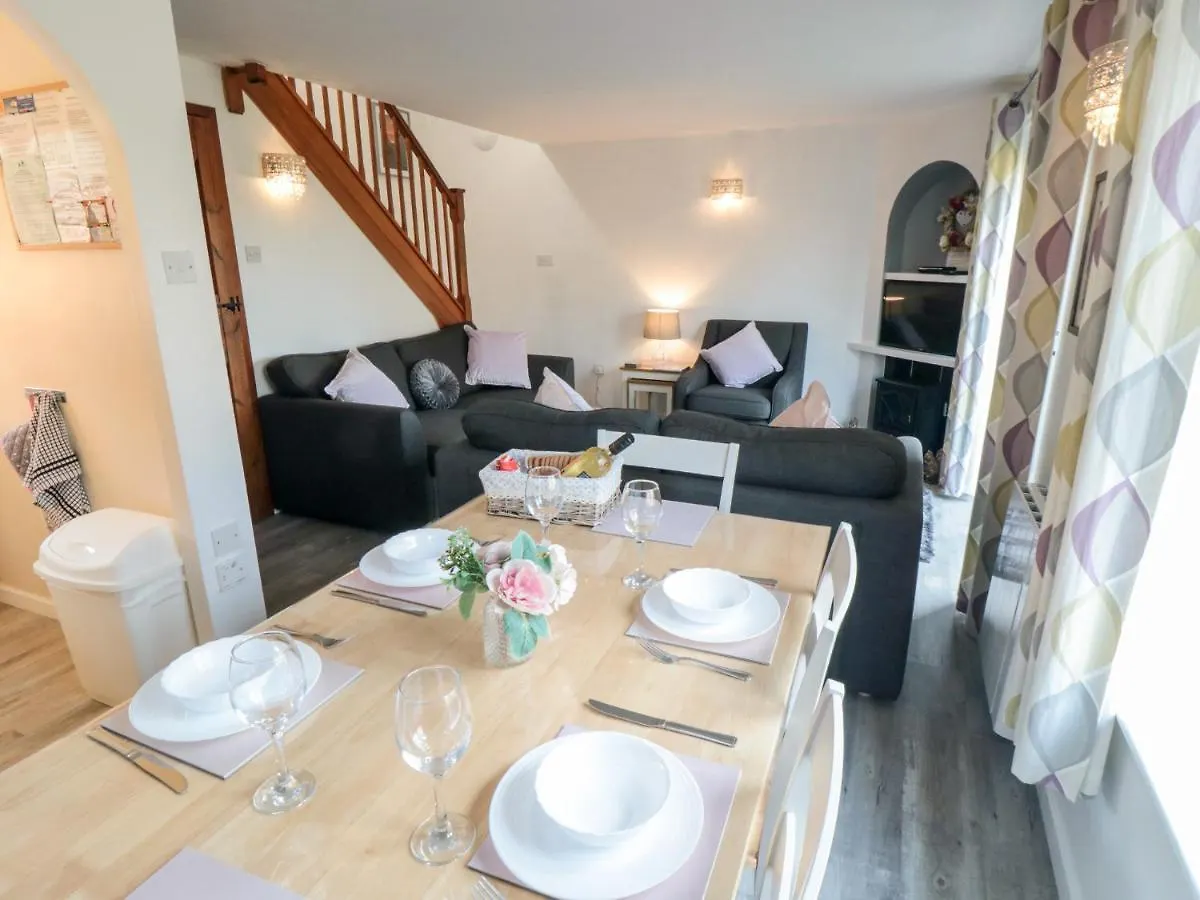 Holiday home Cha Cha's