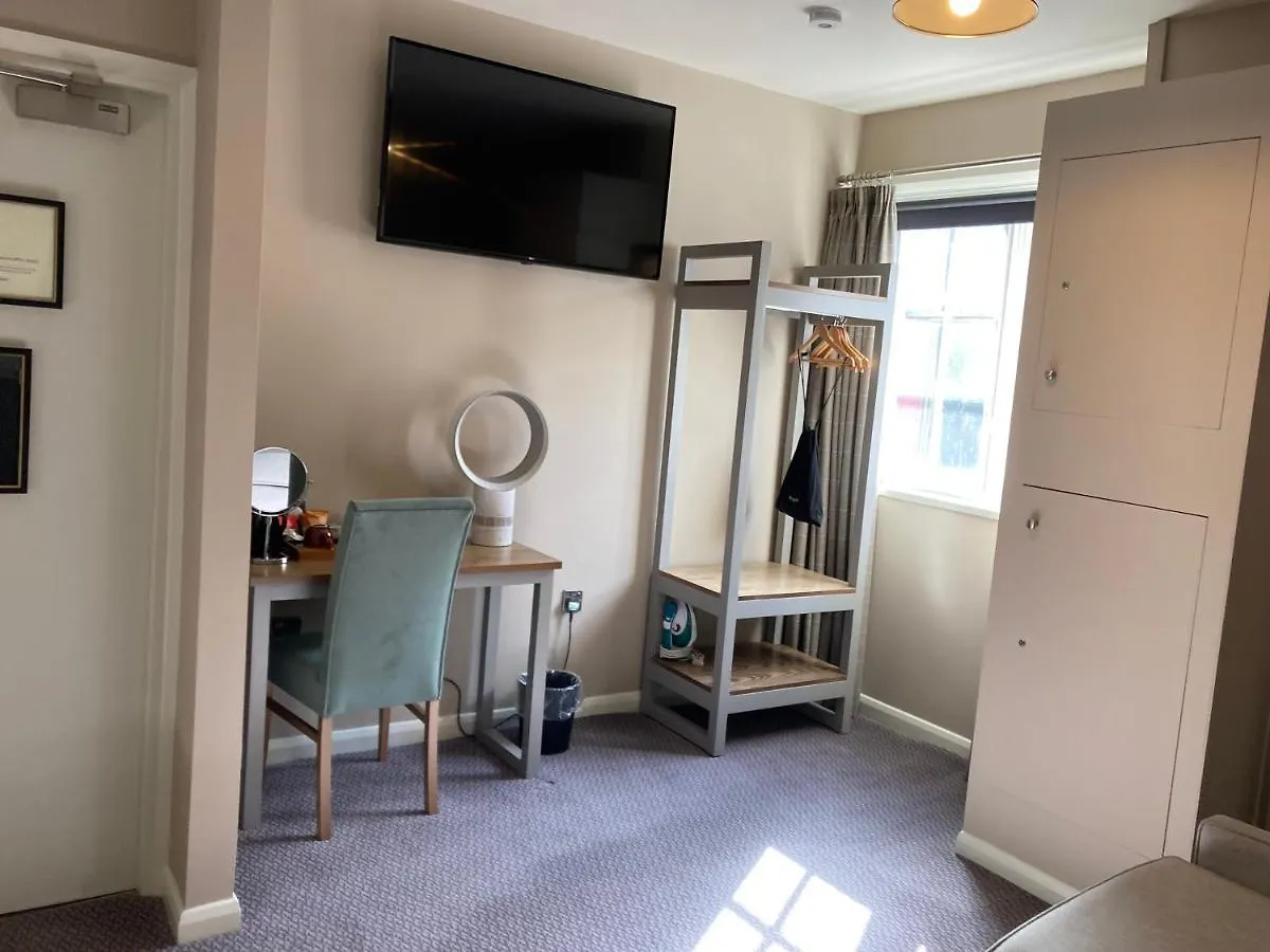 The Station Inn 3*