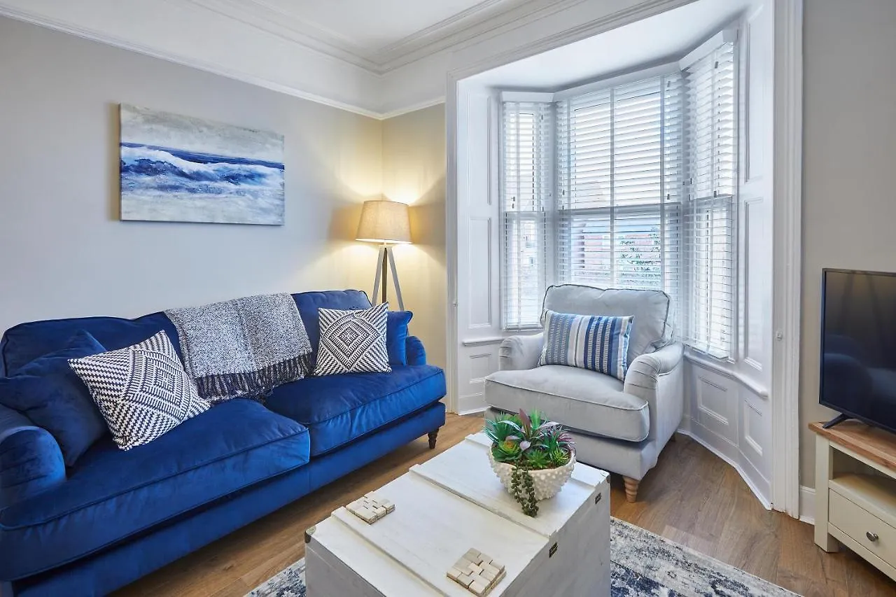 Host & - Ebb Tide Holiday home Whitby
