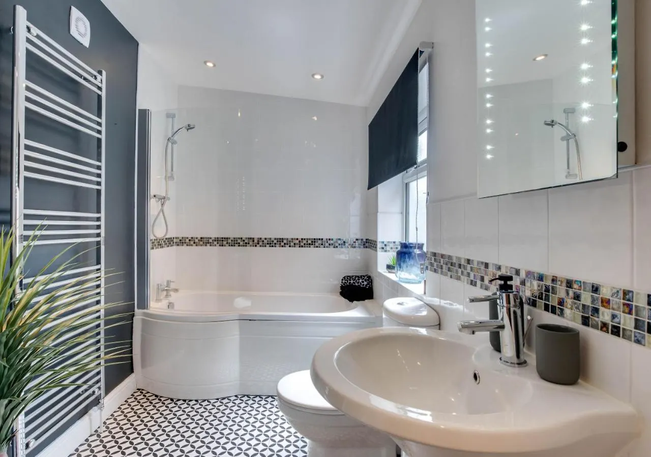 Holiday home Whitsend *