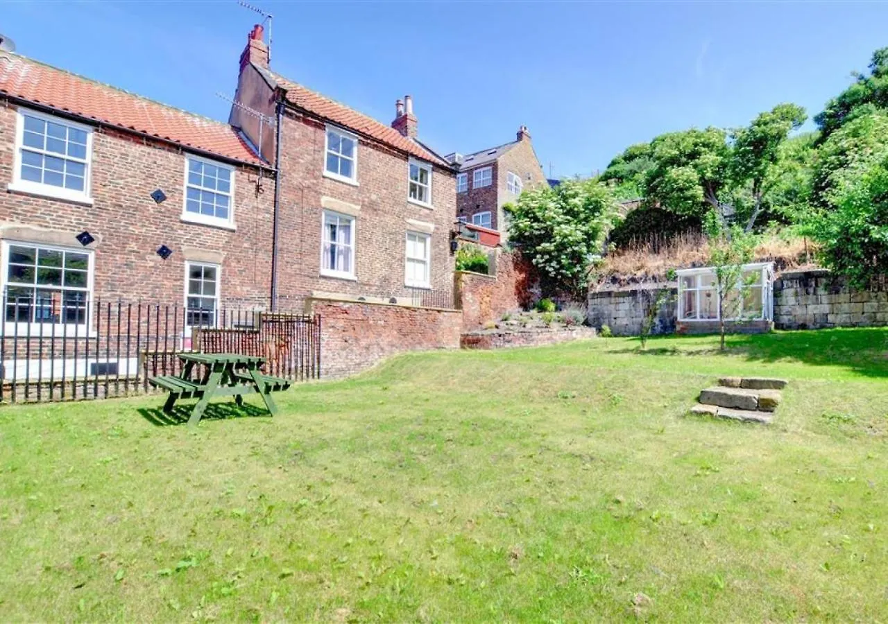 Holiday home The Secret Garden *