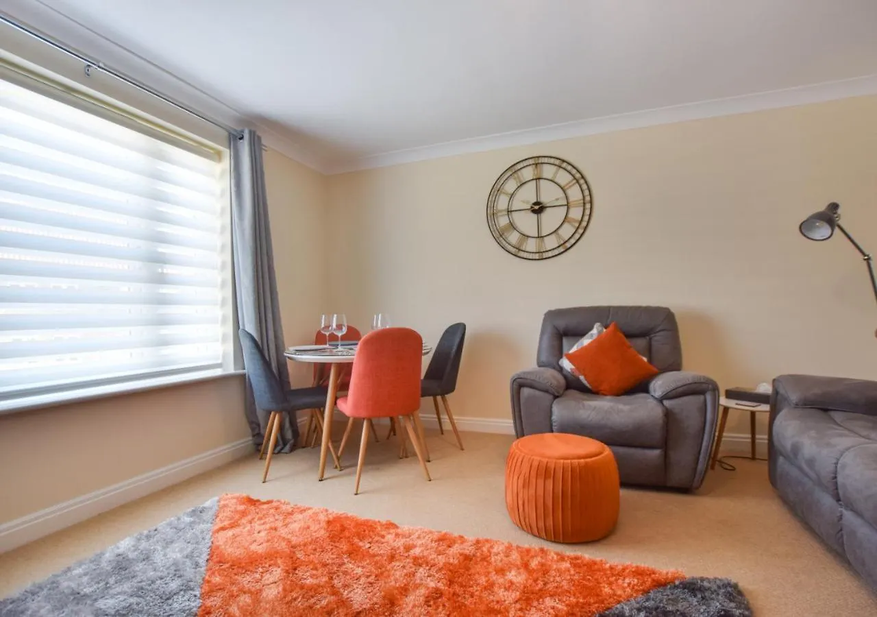 Cosy Hub Apartment