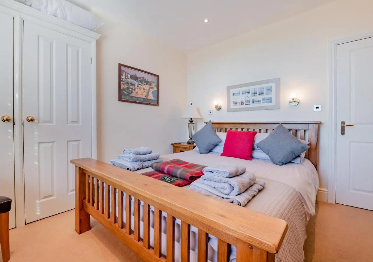 5 Kenilworth House Whitby