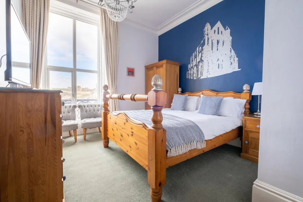 Bed & Breakfast Number 7 *
