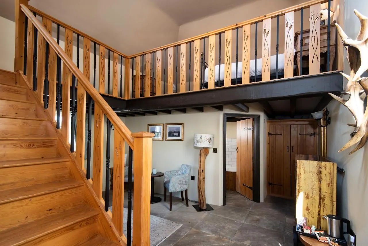 The Stables - The Collection Group Kro 4*