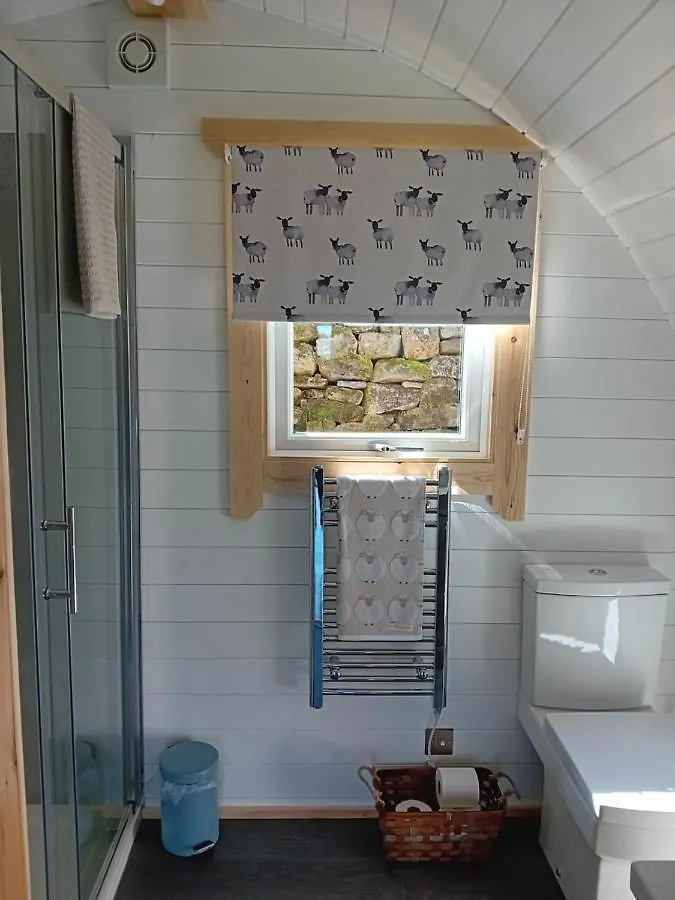 Coombs Glamping Pods *