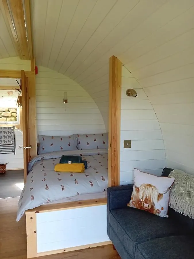Campsite Coombs Glamping Pods *
