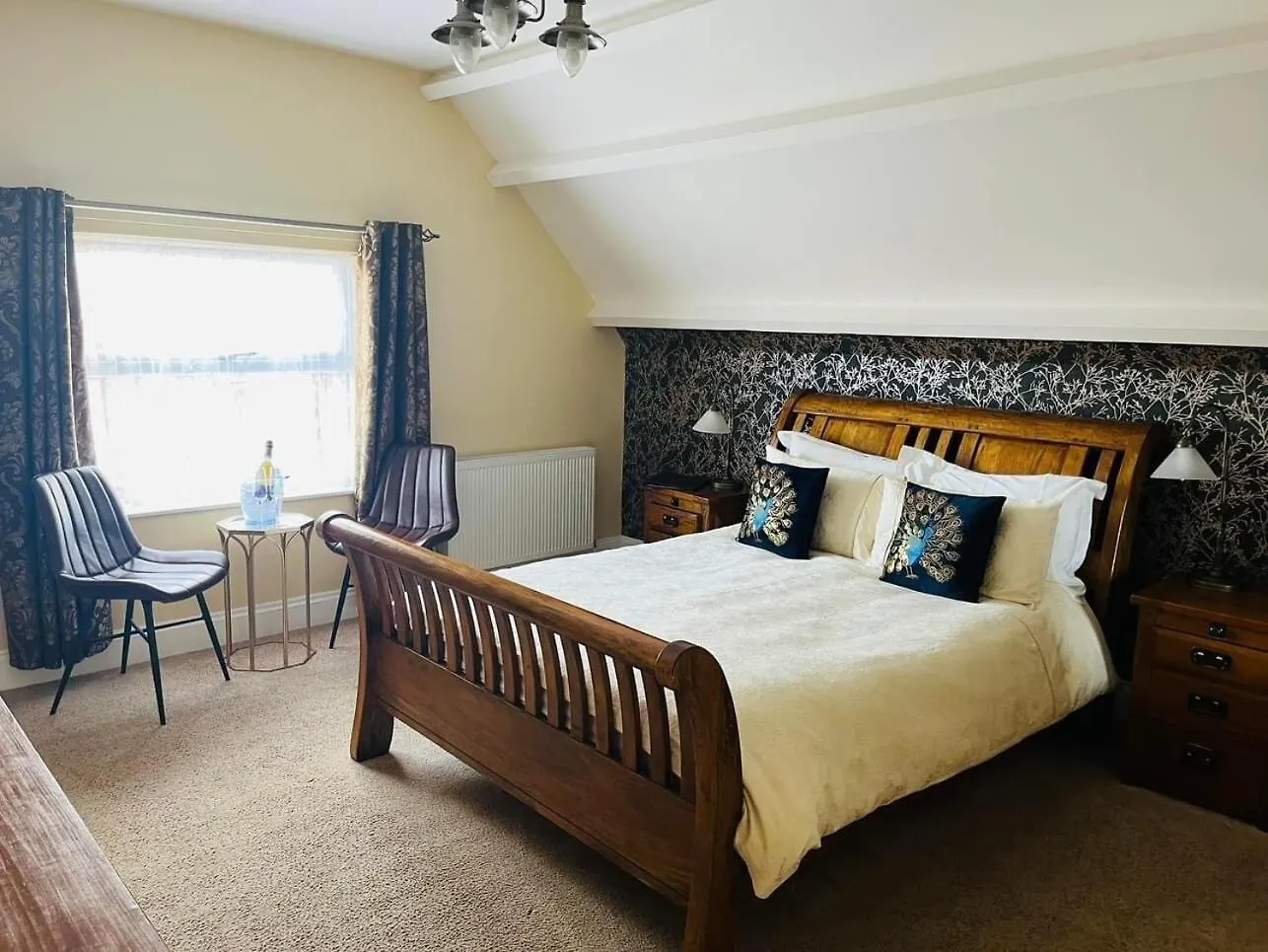 Abbotsleigh Of Bed & Breakfast 4*