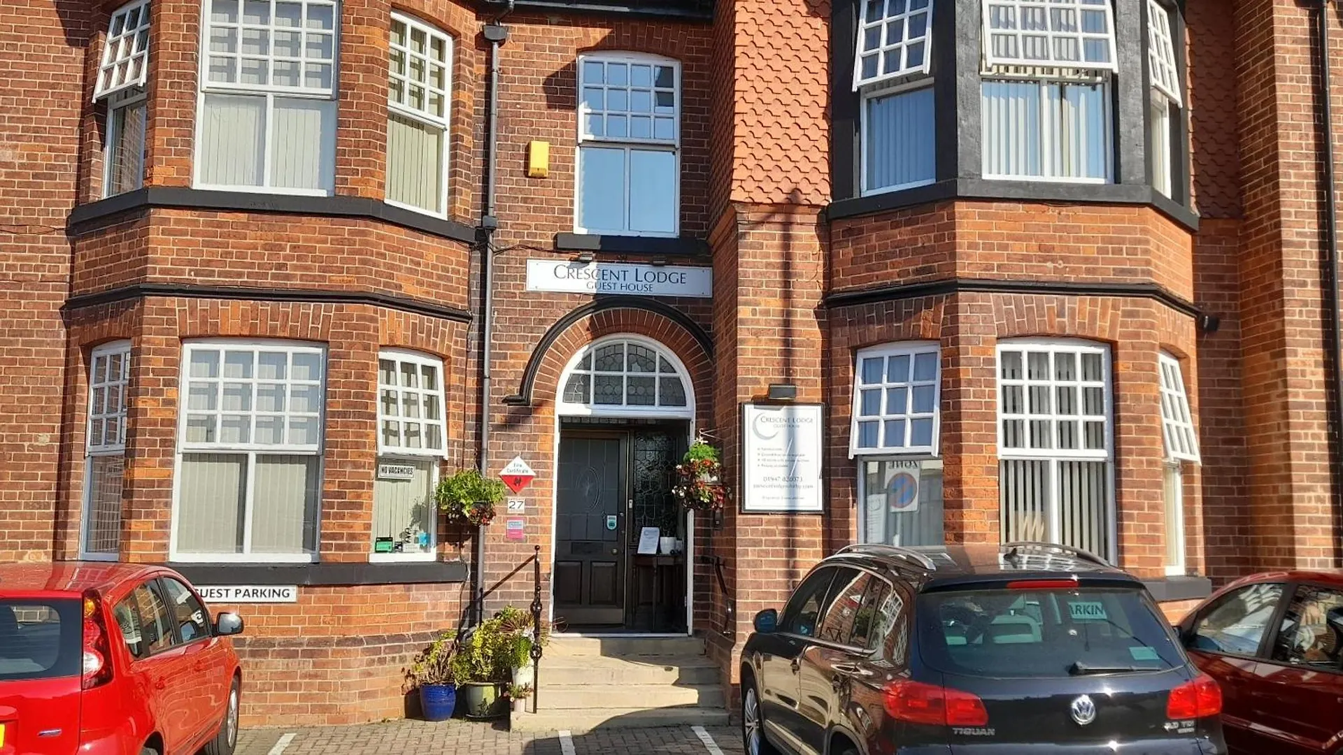 Crescent Bed & Breakfast 3*