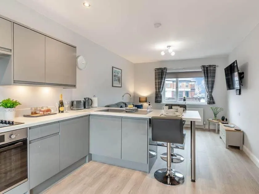 Madeline's View -a Smart And Modern 1 Bed With The Bonus Of A Large Driveway Parking Area Whitby
